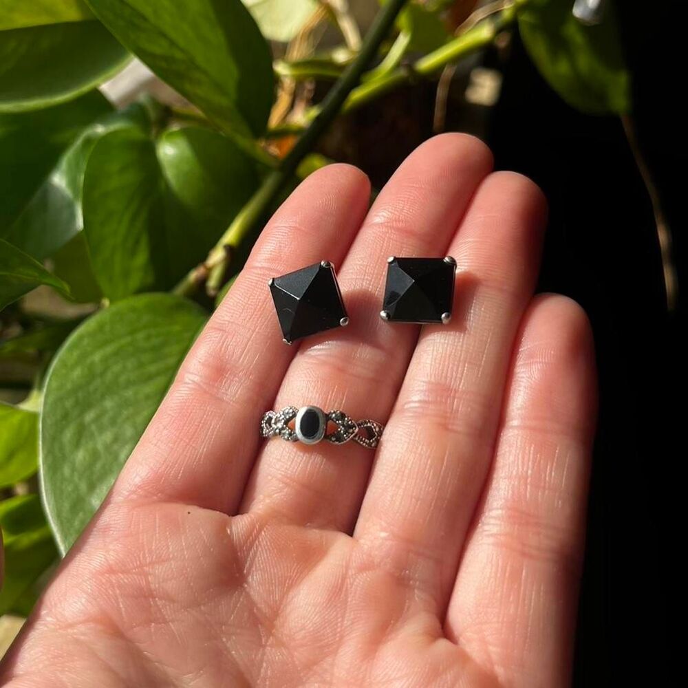 Vintage sterling silver onyx stone ring and silpada earring set